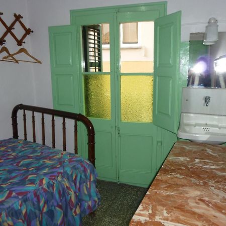 Pensión Fonda Vilalta Ribes De Freser Habitación foto